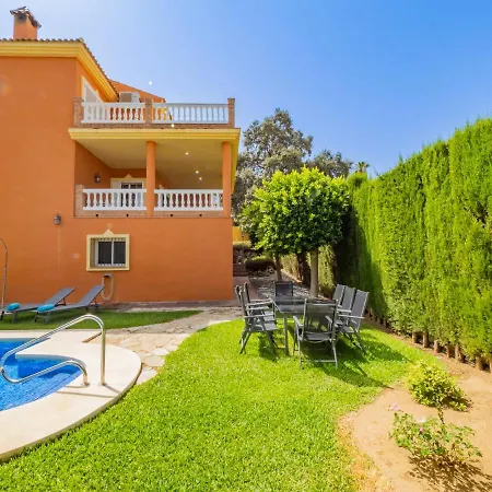 Cubo's Cicara Family Private Pool & Relax Vakantiehuis *