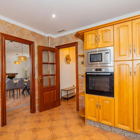 Cubo's Cicara Family Private Pool & Relax Vakantiehuis *